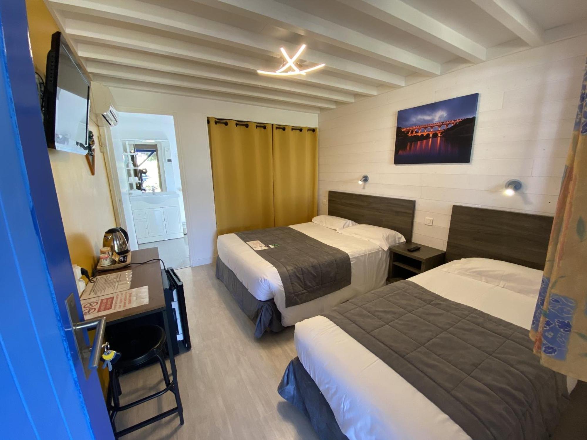 Hotel Des 4 Vents Aigues-Mortes Zimmer foto